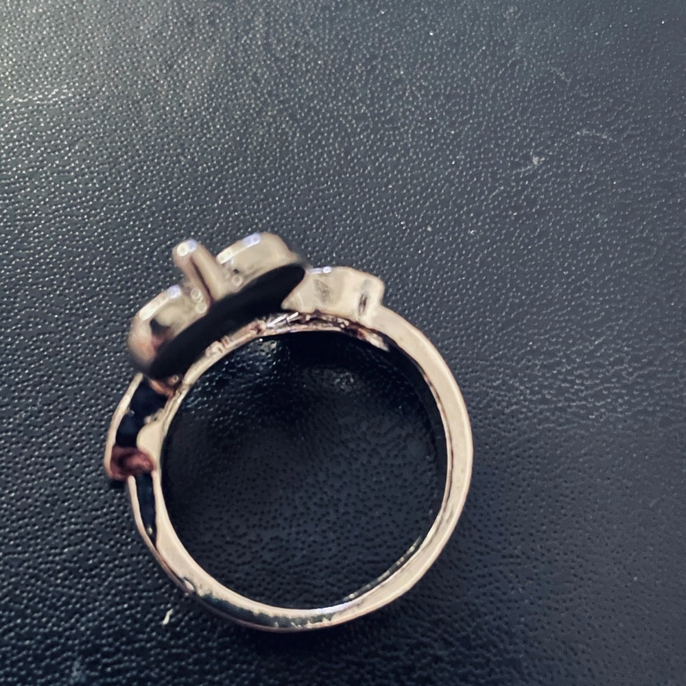 Size 5 Claddagh Silver Ring NEW - Picture 8 of 11